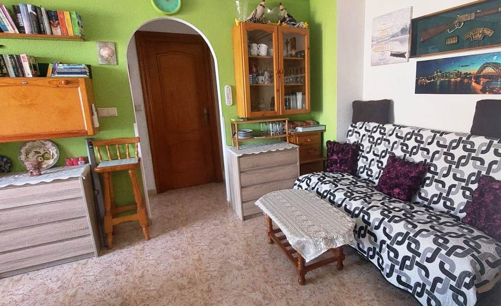 APARTAMENTO ZONA TOMAS MAESTRE - Vista previa 9