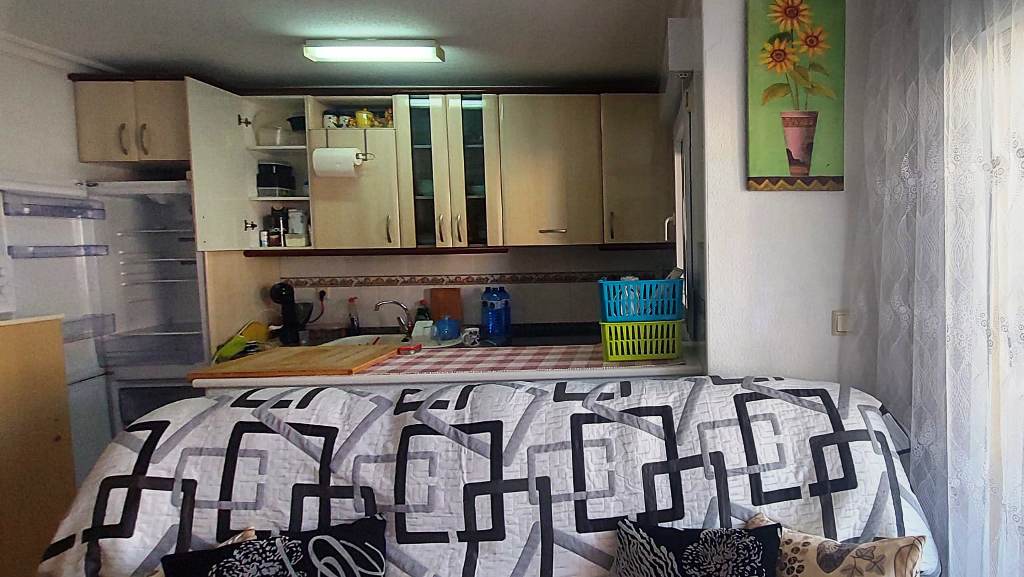 APARTAMENTO ZONA TOMAS MAESTRE - Vista previa 8