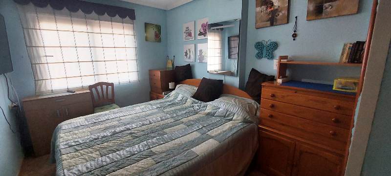 APARTAMENTO ZONA TOMAS MAESTRE - Vista previa 3