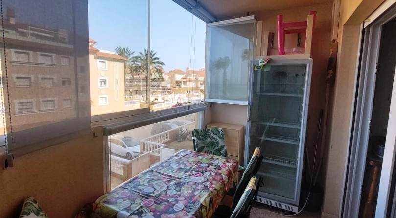 APARTAMENTO ZONA TOMAS MAESTRE - Vista previa 6